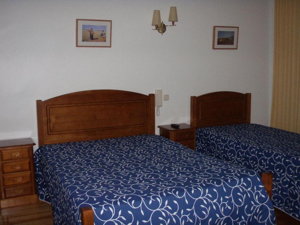 Quarto Duplo com Cama Extra